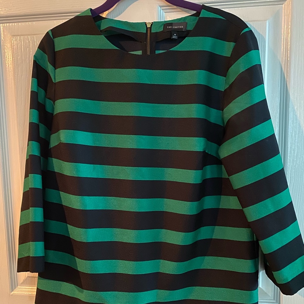 3/4 sleeve blouse The Limited Size Medium, Navy & Green